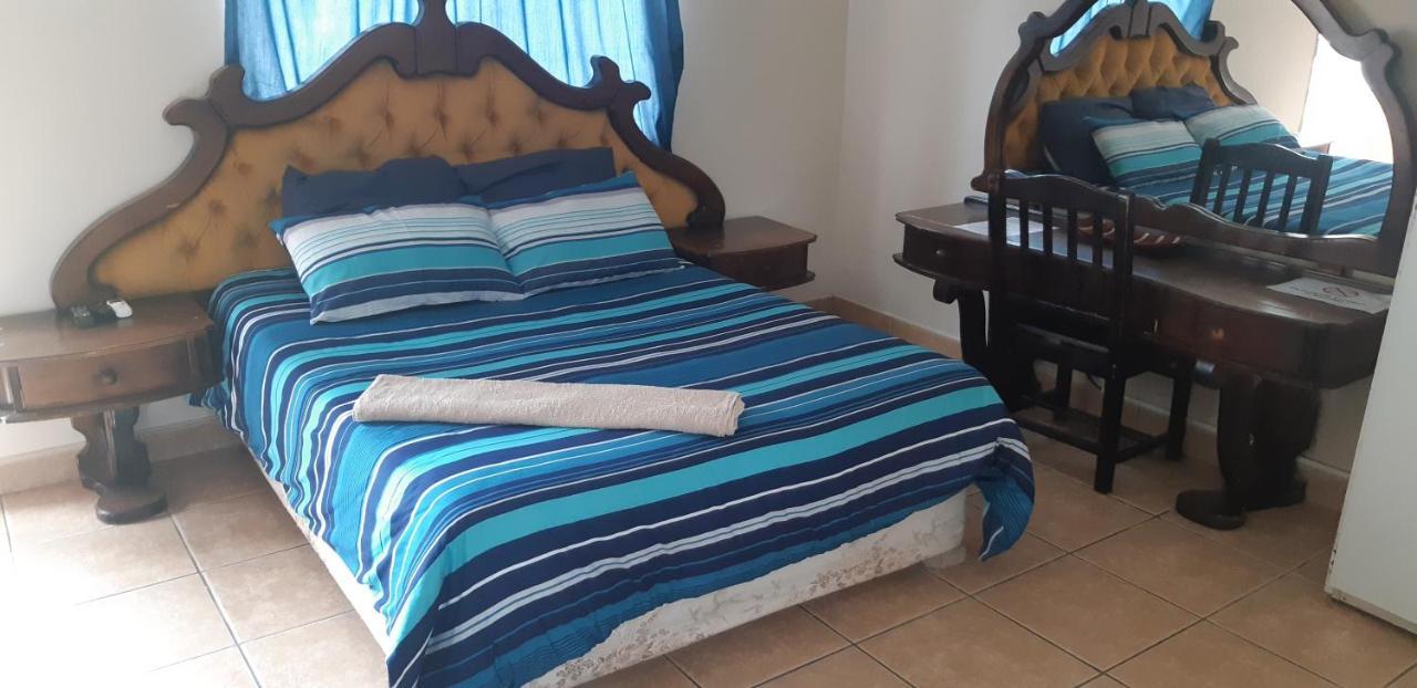 ווינדהוק African Sky Guesthouse מראה חיצוני תמונה